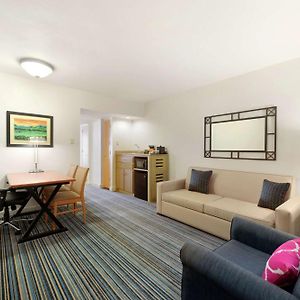 King Suite Ocean View